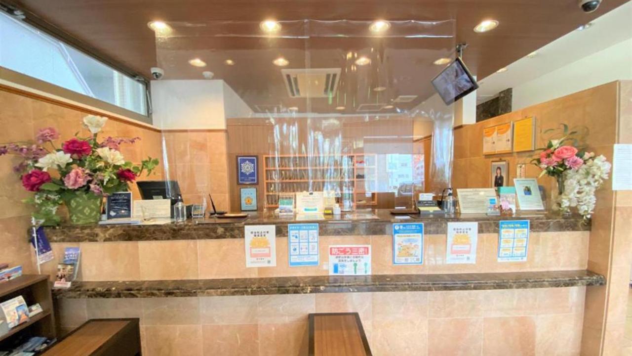 Toyoko Inn Okinawa Naha Kokusai-Dori Miebashi-Eki Eksteriør billede