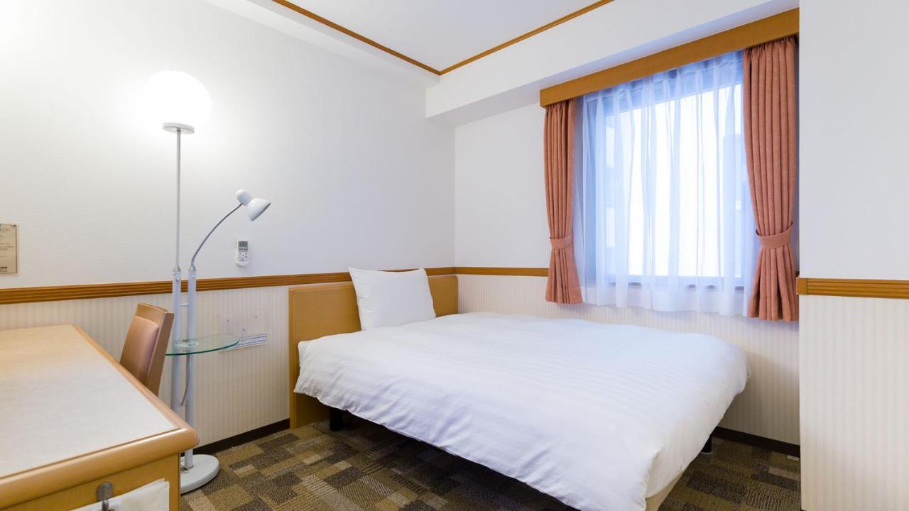 Toyoko Inn Okinawa Naha Kokusai-Dori Miebashi-Eki Eksteriør billede