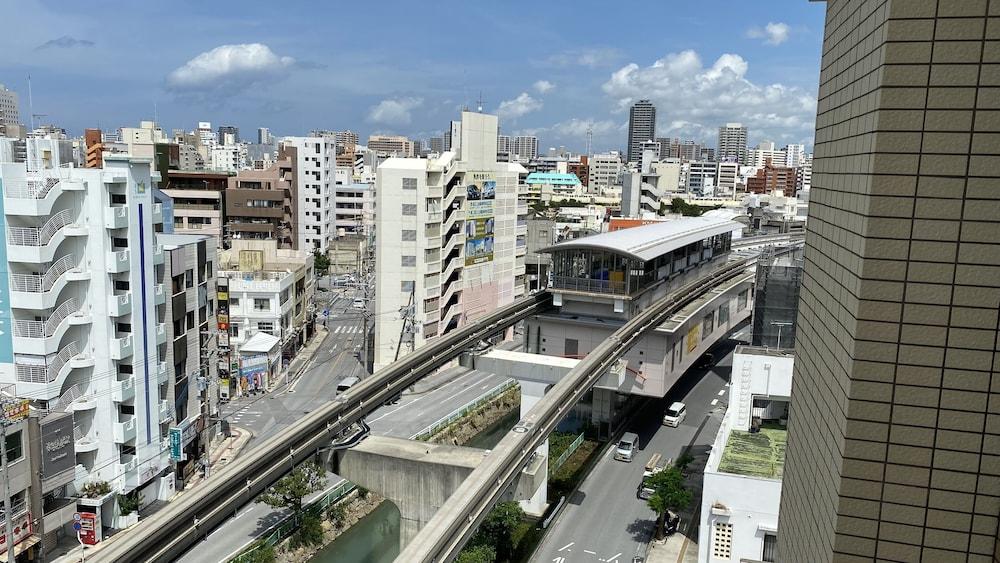 Toyoko Inn Okinawa Naha Kokusai-Dori Miebashi-Eki Eksteriør billede