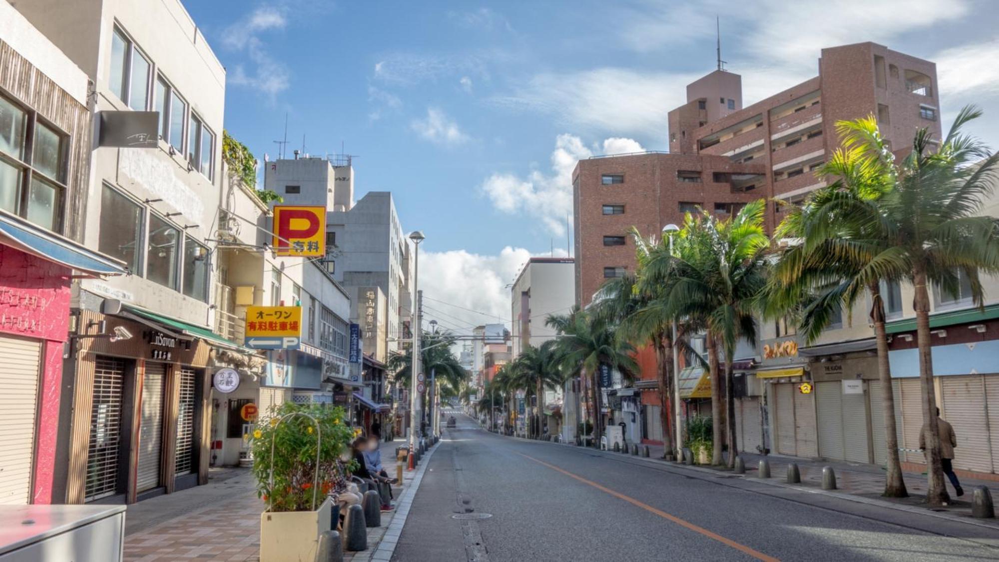 Toyoko Inn Okinawa Naha Kokusai-Dori Miebashi-Eki Eksteriør billede