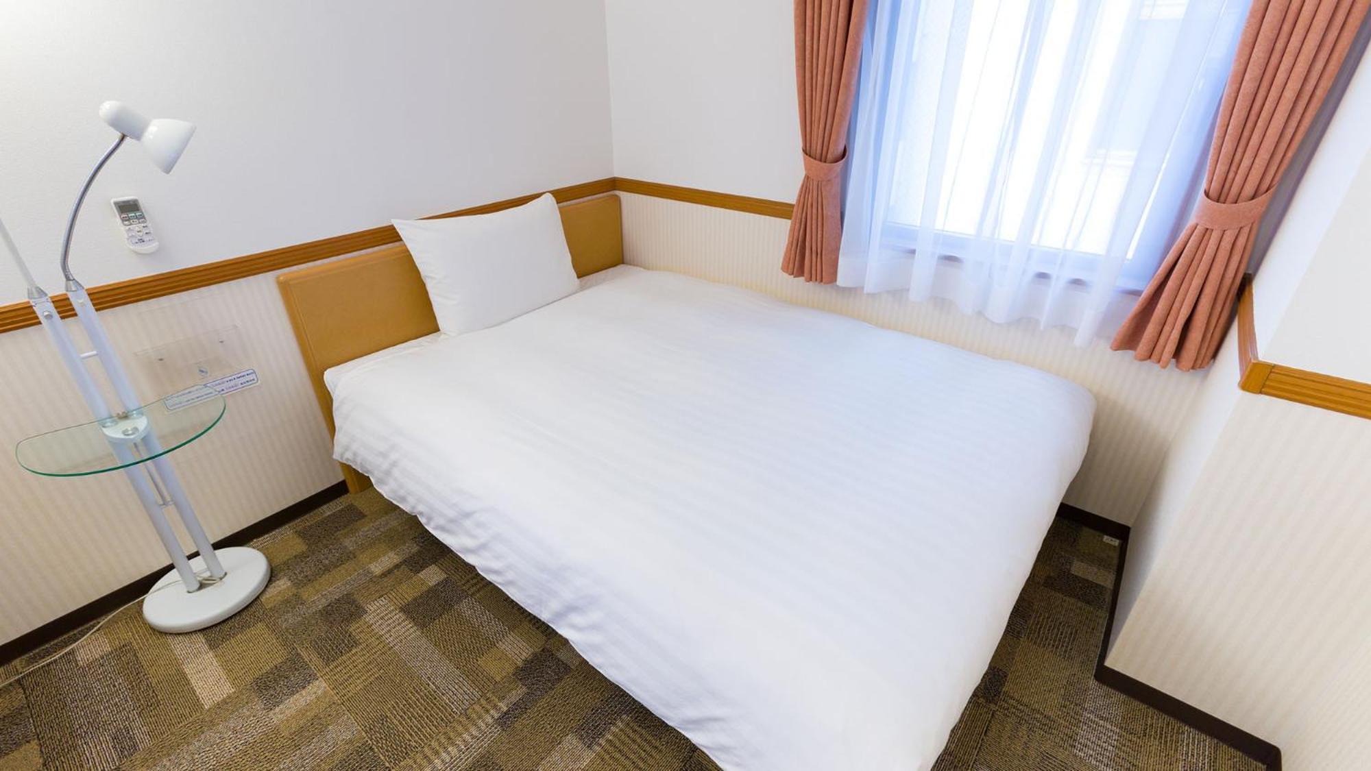 Toyoko Inn Okinawa Naha Kokusai-Dori Miebashi-Eki Værelse billede