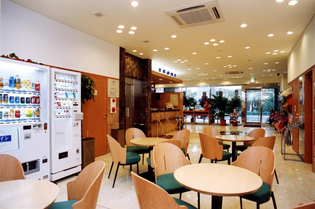 Toyoko Inn Okinawa Naha Kokusai-Dori Miebashi-Eki Eksteriør billede