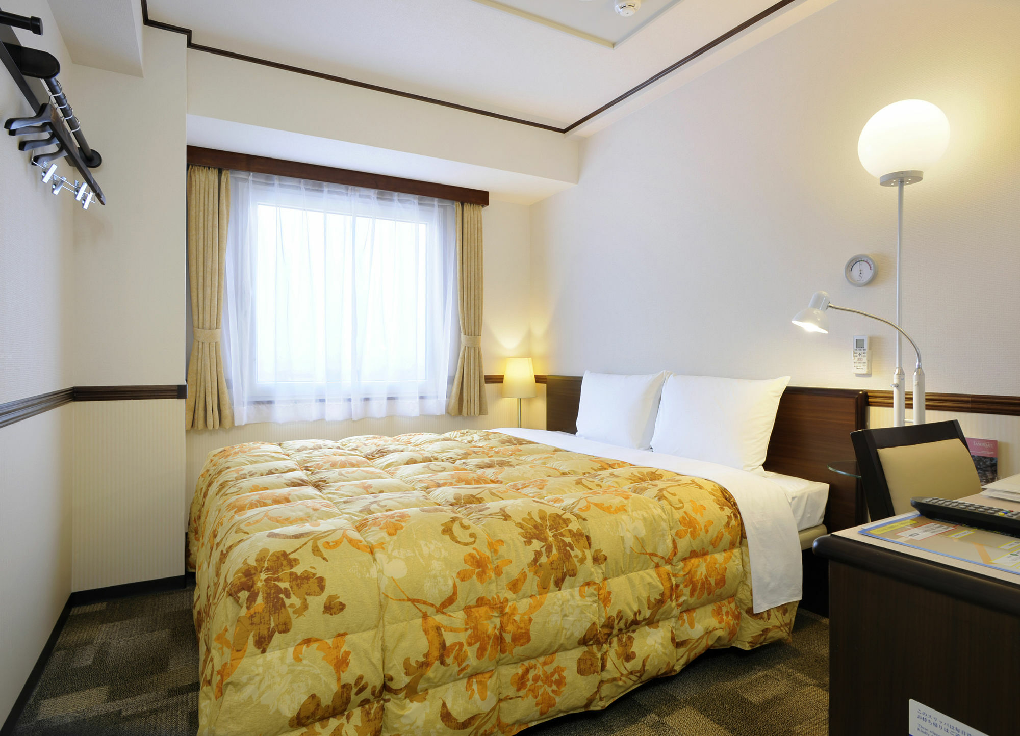 Toyoko Inn Okinawa Naha Kokusai-Dori Miebashi-Eki Eksteriør billede
