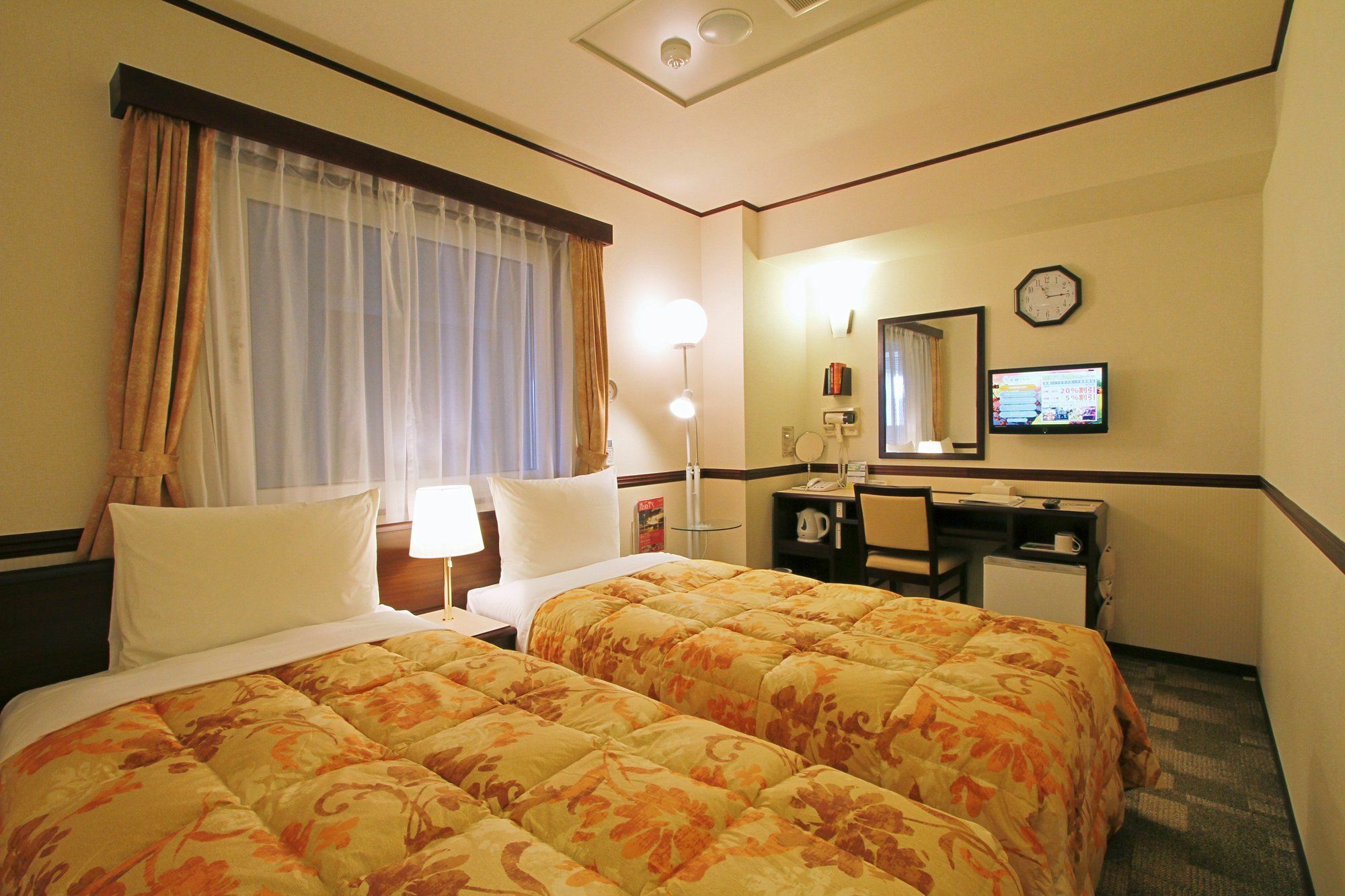 Toyoko Inn Okinawa Naha Kokusai-Dori Miebashi-Eki Eksteriør billede