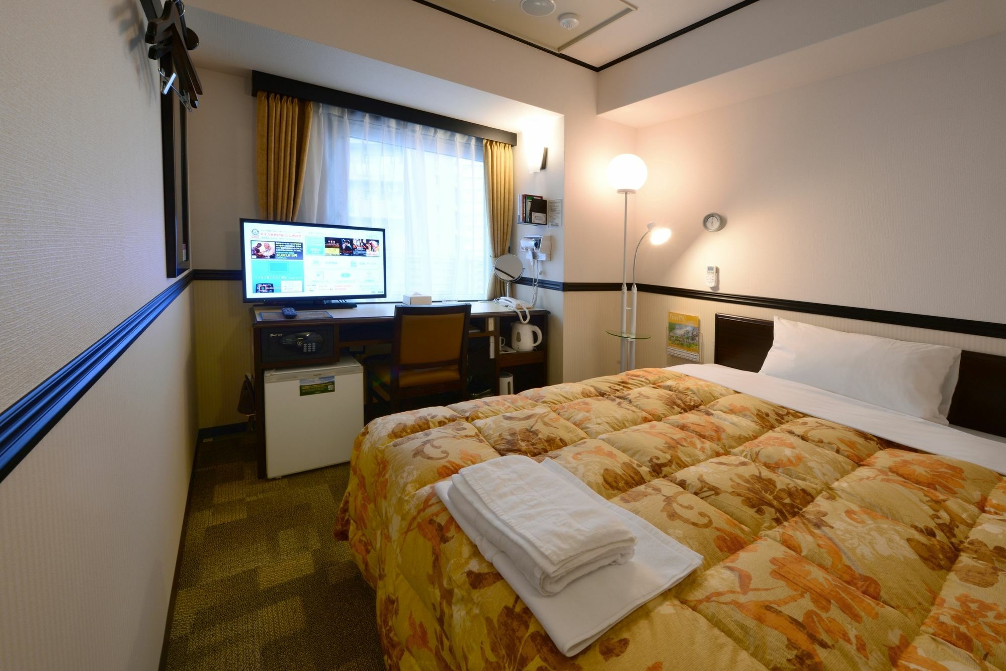Toyoko Inn Okinawa Naha Kokusai-Dori Miebashi-Eki Eksteriør billede